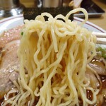 Ramen Fukusuke - 中細縮れ麺リフトアップ