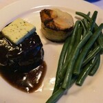 The Colonial Tramcar Restaurant - Seared Beef Tenderloin