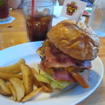 ムースヒルズバーガー - デラックス