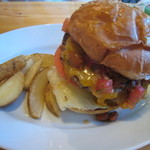 ムースヒルズバーガー - チリメキシカン、ヤバイ倒れそう。