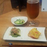 Donichi Kafe - ランチの小鉢＋ランチビール