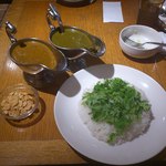 カラカッタ - ホウレンソウとチキンのカレー