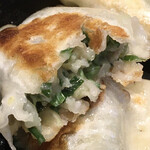 台湾料理 太和菜工坊 - 【写真追加】鉄板棒餃子（４本）