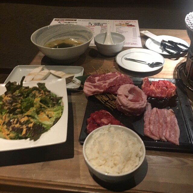 炭火焼肉 尹家 池袋 焼肉 ネット予約可 食べログ