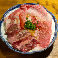 大衆肉酒場 こだわり米 匠 - サーロイン、ヘレ、ハラミ、ブリスケ