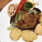 肉食家さんのハンバーグ にくきゅうグリル - 