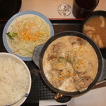 松屋 - シュクメルリ鍋定食（ライス大盛り）