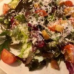 ビストリア - カリカリクルトンのシーザーサラダ
