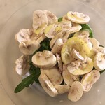 ビストリア - 数量限定！フレッシュマッシュルームのサラダ