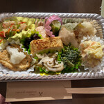 Vivo - 昨年末、最終日のスペシャル弁当のおかず(〃ω〃)