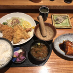 お魚処 うおとも - ミックスフライ定食と単品で金目鯛煮付け