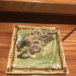 お魚処 うおとも - サービスで頂いたイワシの南蛮漬け