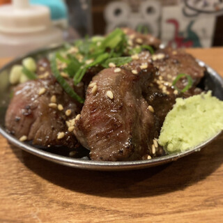 お一人様ok 難波でおすすめのホルモンをご紹介 食べログ お一人様ok 難波でおすすめのホルモンをご紹介 食べログ