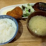 いっかく食堂 - アジフライとハンバーグ