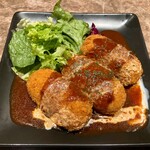 ベビーフェイスプラネッツ - カニクリームコロッケ