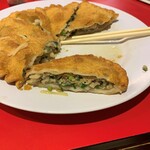 京华小吃 - 円盤餃子パイ（断面）