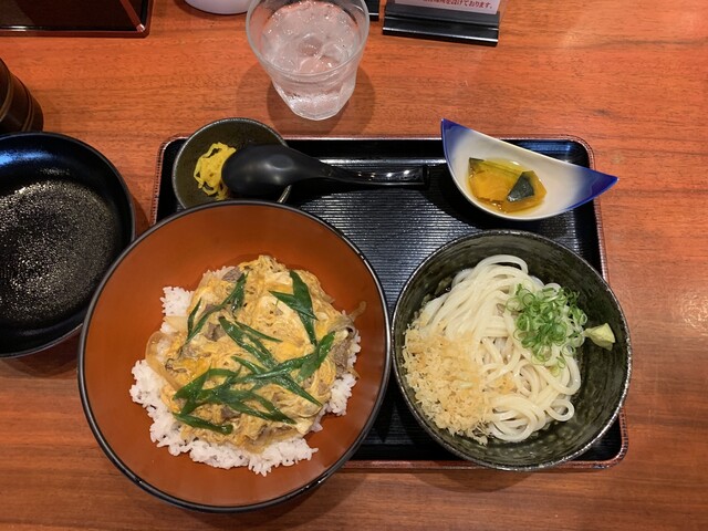 手打ちうどん錦 上手野 総本店 余部 うどん 食べログ 手打ちうどん錦 上手野 総本店 余部 うどん 食べログ