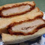 スモモハウス - 超厚切りカツサンド