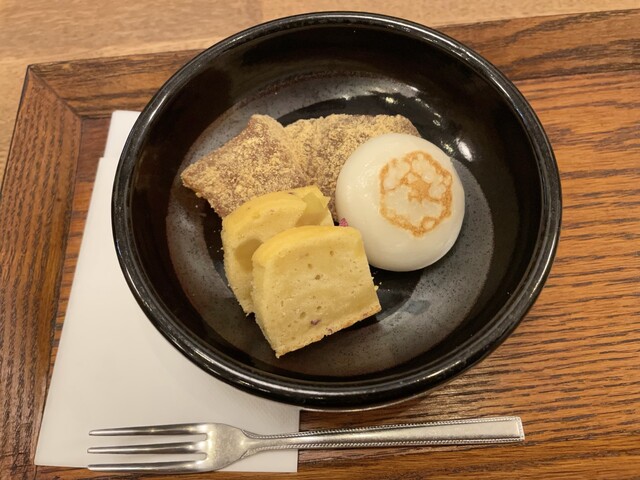 Mamezo Cafe Dew阪急山田店 山田 カフェ ネット予約可 食べログ
