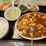 哈爾濱飯店 - 麻婆豆腐定食　８４０円　【　２０１２年８月　】