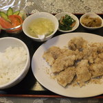 哈爾濱飯店 - 千炸肉段定食　９４５円　【　２０１２年８月　】