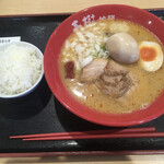 Ebitonkotsu Ramen Haruki - 