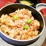 海鮮居酒屋 芦刈 - 釜に入ったごはん