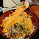 鎌倉 峰本 - 海老と野菜の天丼
