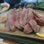 しらかば茶寮 - 極上厚切り牛タン御膳(10切)3,000円(税別)