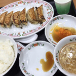 餃子の王将 - 6P餃子定食
            餃子のタレ 2種類ありました