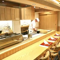 三宅輝 - 