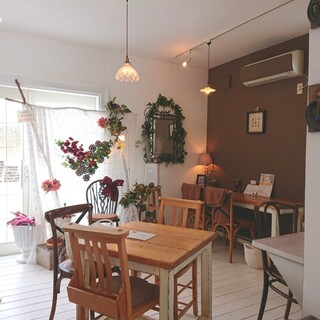 雑貨&カフェ メゾンドット_2