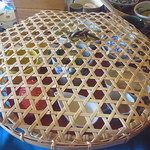 望水 - 朝食はかごがかぶさっています