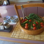 望水 - 朝の温泉のあとは採れたれトマトとキュウリが食べ放題！