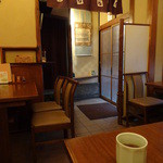 そば処 桝富 - 店内もオーソドックス