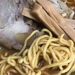 ふく寿 - 味噌ラーメンの麺をアップで