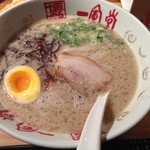 元祖白丸元味（中） 700円