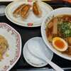 餃子の王将 - 醤油ラーメンセット(858円)