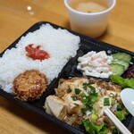 学大酒場エビス参 - ホルモン麻婆弁当☆マジこれ美味えッス♡