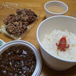 学大酒場エビス参 - 定番まかないカレー＆単品唐揚げ☆美味いよね♪