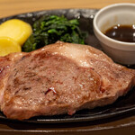 デニーズ - 料理写真:2021.1 黒毛和牛のステーキ 約160g ライスつき（1,813円）