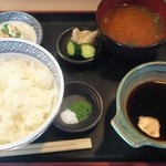 太郎作 - 天麩羅定食1,000円！目の前で大将が揚げてくれます♪