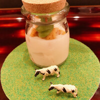 日本料理 直 - 瓶の中には春を感じる空豆