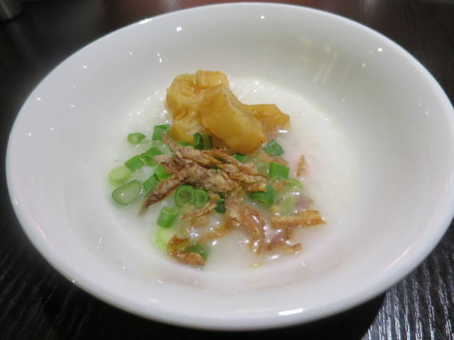 Street 50 Restaurant Bar セントーサ島 バイキング 食べログ Street 50 Restaurant Bar セントーサ島 バイキング 食べログ