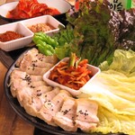 Hondemobban - 韓国へ行かないとなかなか食べられませんよ！ボッサム！