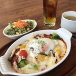 朝採りたまごダイニング Lily - 若狭牛の温玉ミートドリア