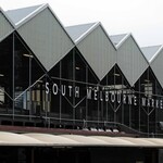 South Melbourne Seafoods Oyster Bar - サウスメルボルン・マーケット