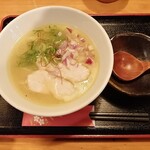 らぁ麺 めん恋 - 濃厚鶏白湯らぁ麺800円