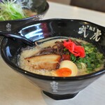 武虎 - 背脂豚骨ラーメン