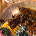 カレー独歩ちゃん - 茎わかめに見えたけど、これが金平かな